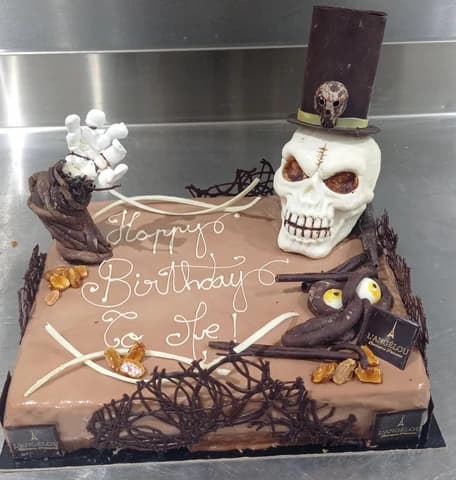 Birthday Cake with Halloween style